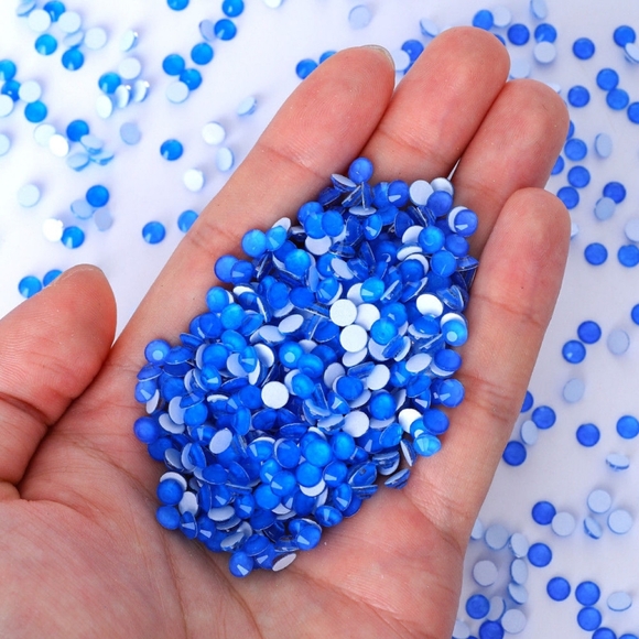 Glass Rhinestones - Picture 2 of 16